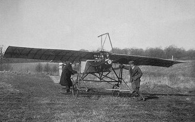 The Campbell Briton No.1 aeroplane at Sidcup in 1910.