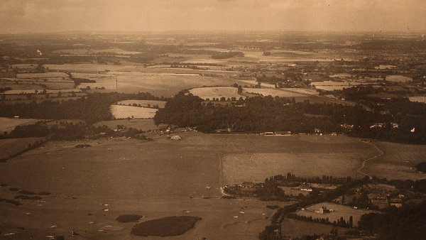 The acquisition of the field from Mr Boyer made the aerodrome the shape of an inverted L.
