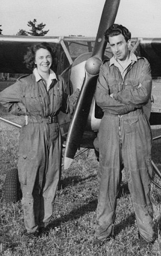 Eric Pope and Yvonne van den Hoek with one of the club's Austers.