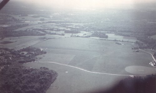 The aerodrome from the east in 1959, showing the purchased area of Abrahams Field in the different colour of the grass.