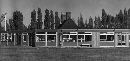 The new offices on the south side of the aerodrome were used by the flying school and form the basis of the current tower complex.