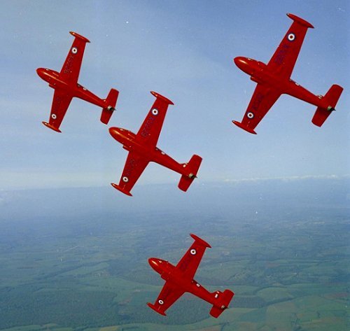 The world's oldest flying school, the Central Flying School of the RAF, provided their aerobatic team, the Red Pelicans.