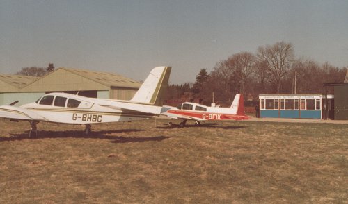 The new school operated Gulfstream American aircraft such as the GA-5 Cheetah and GA-7 Cougar.
