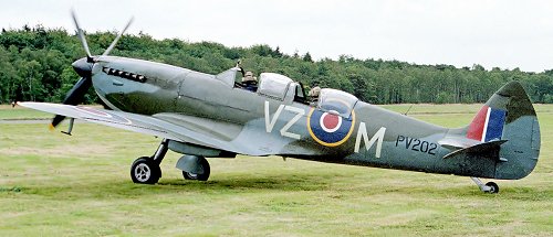 Richard Parker purchased Spitfire Mk IXT G-TRIX during its restoration to fly in 1988 and flew it from 1990 to 1992.